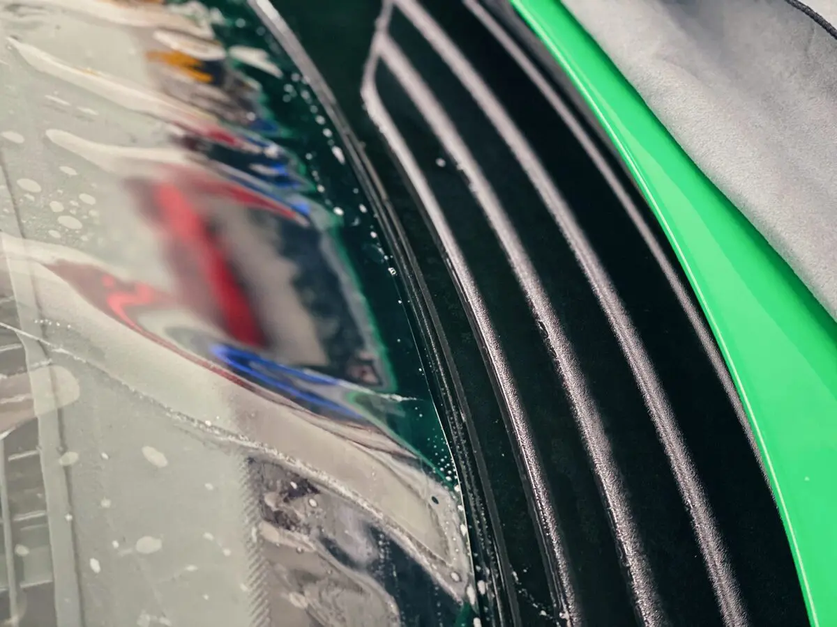 6 Windshield Protection - Porsche 718 Cayman GTS 4.0 - ExoShield