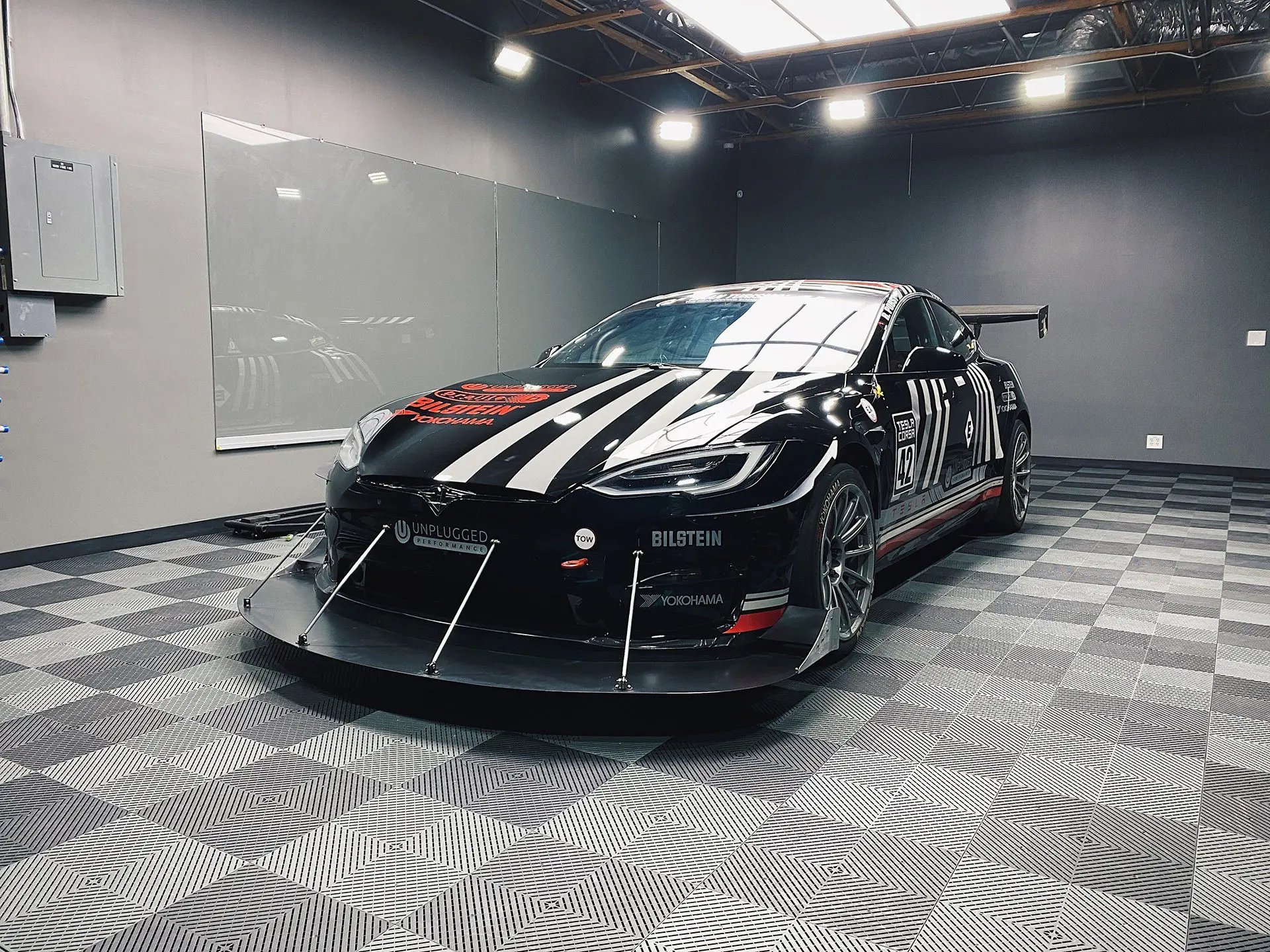 Tesla Custom Graphics