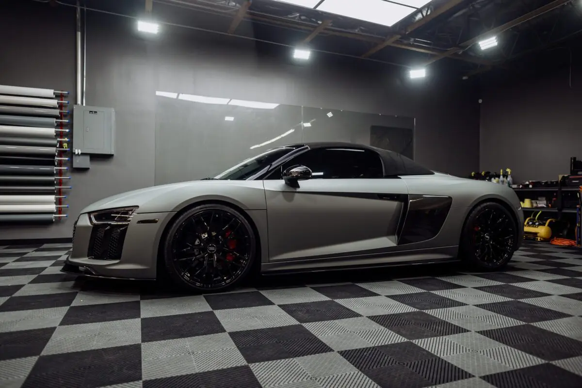 Audi R8 Color Change Vynil Wrap