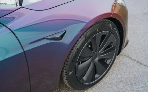 2022+ Tesla Model S Plaid Wrapped In Avery Dennison Gloss Lightning Ridge