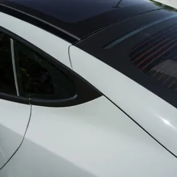 Gloss Chalk White Unplugged Performance Tesla Model S P100D