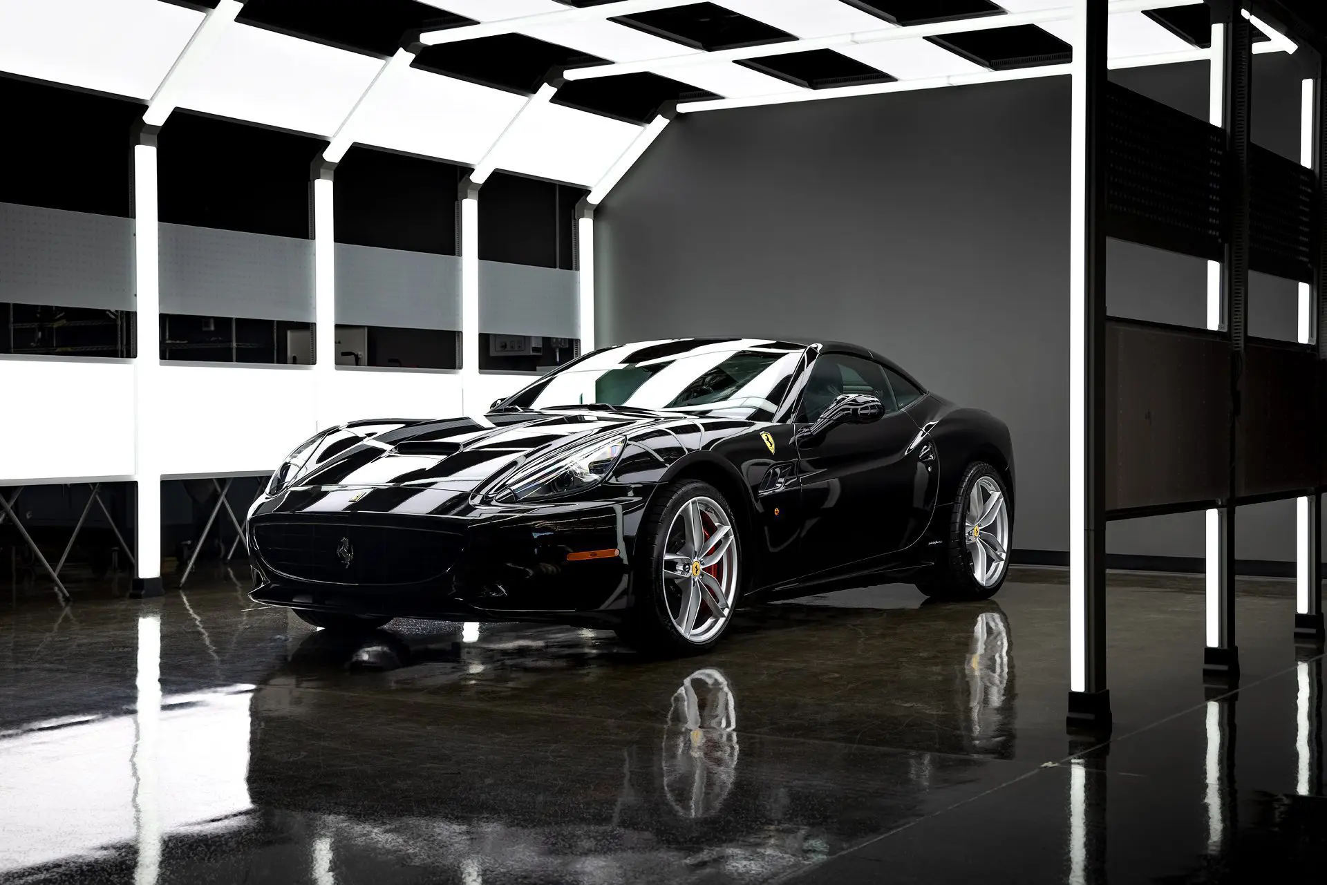 Nero Ferrari California – Full Vehicle Multi-Stage Paint Correction & Ceramic Coating