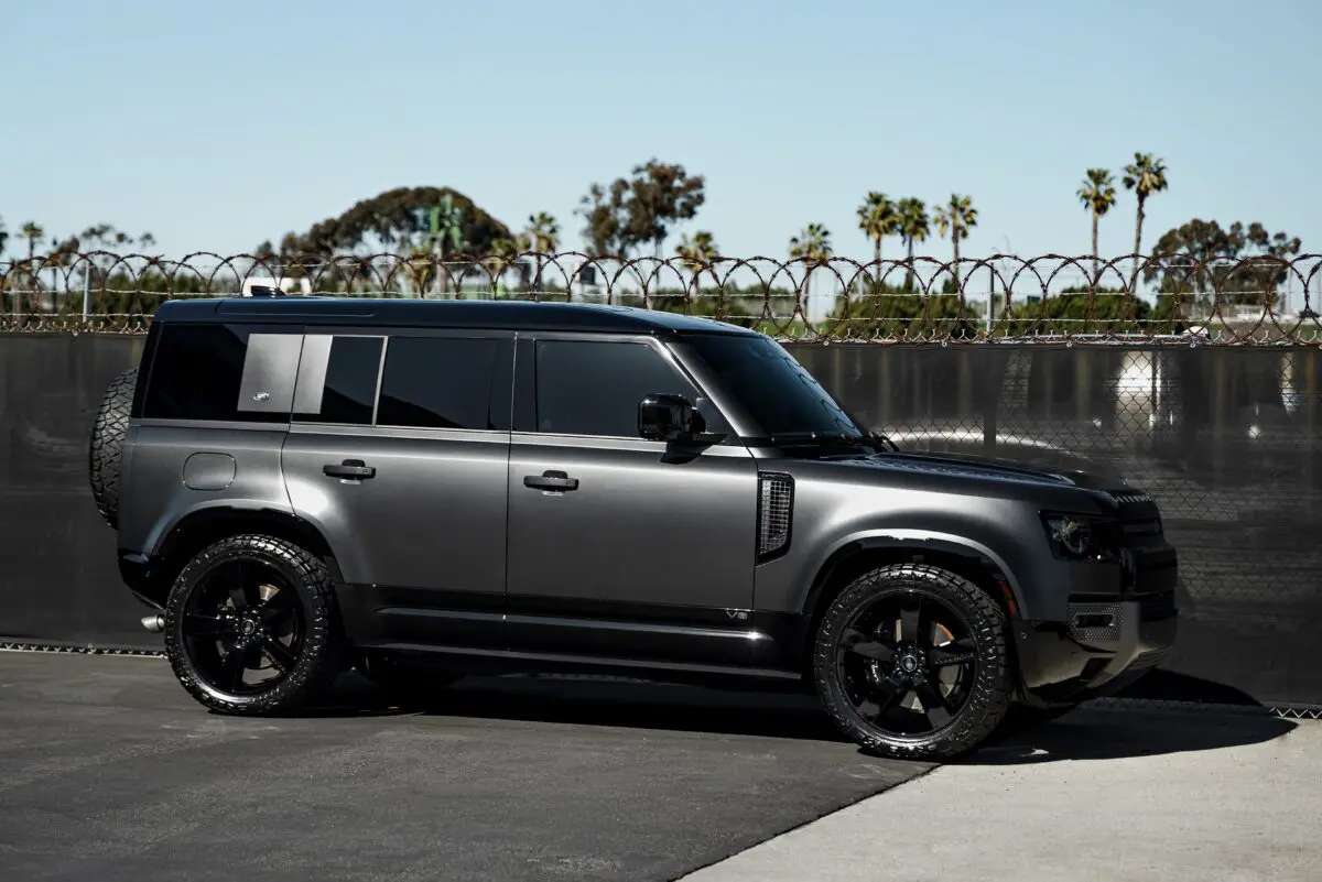 Land Rover Defender – Paint Protection Film, Ceramic Coating