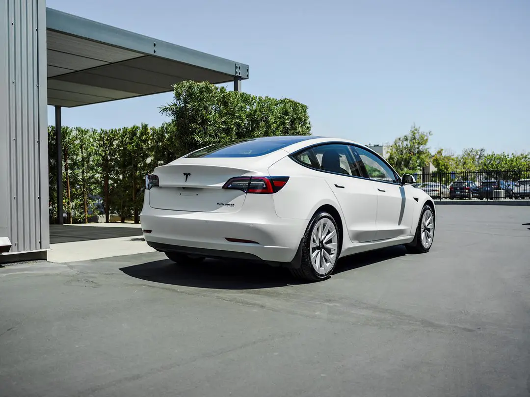 White Tesla Model 3 – Paint Protection Film, Windshield Protection