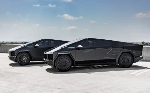 Tesla Cybertruck Gloss & Matte Black Duo - Ultimate Plus Gloss Black PPF w/ matte black decals