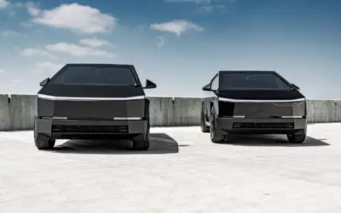 Tesla Cybertruck Gloss & Matte Black Duo - Ultimate Plus Gloss Black PPF w/ matte black decals