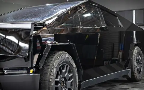 BPAS Nathan Munson Tesla Cybertruck Gloss Black 1920px web Image 8