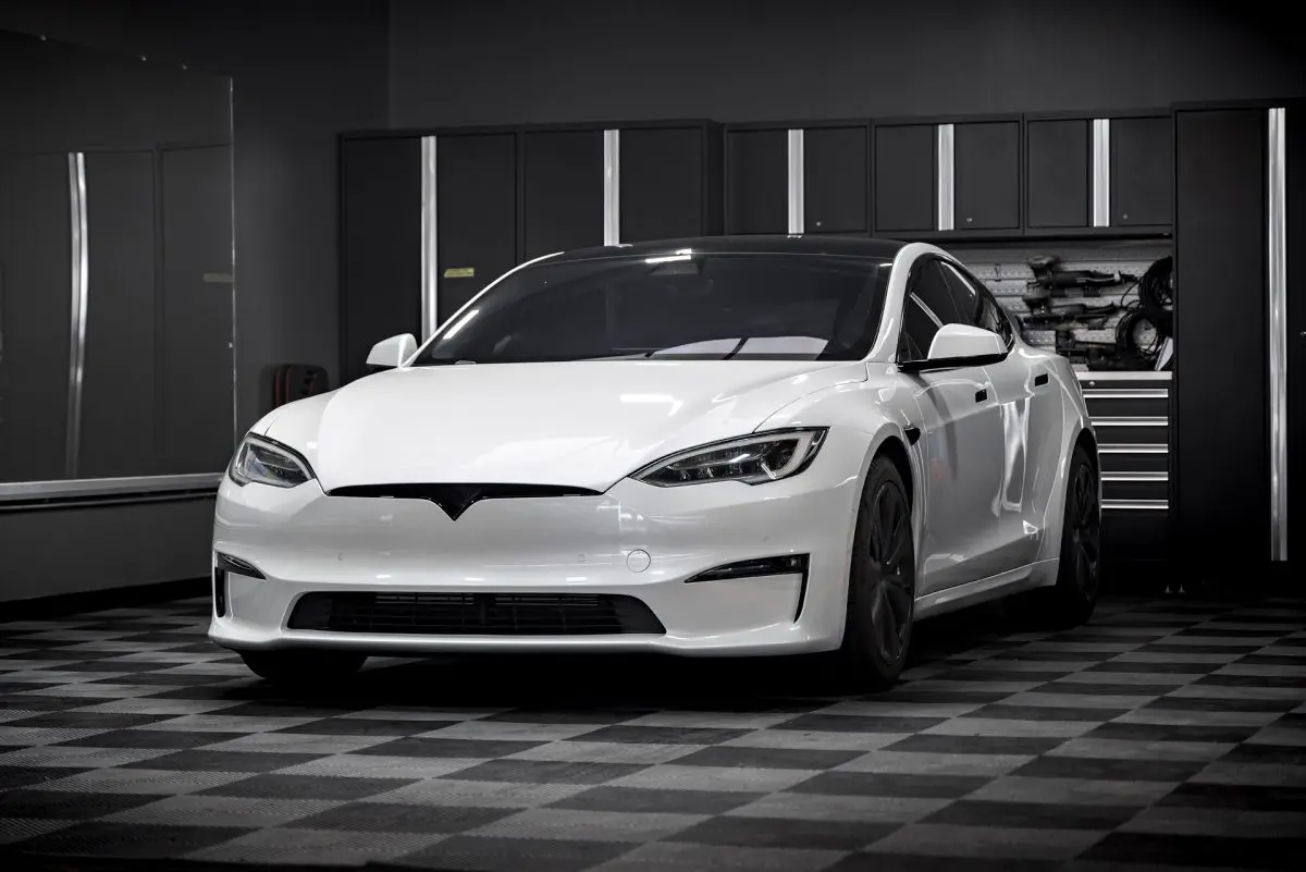 DYNOPrism Model S Plaid – Multi-Stage Paint Correction, PPF, window tint, Emblem blackout and More
