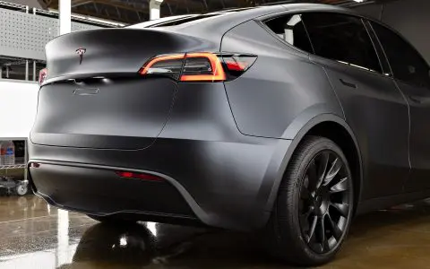 Magnetic Black Model Y - Color-change wrap, Window tint and Emblem blackout