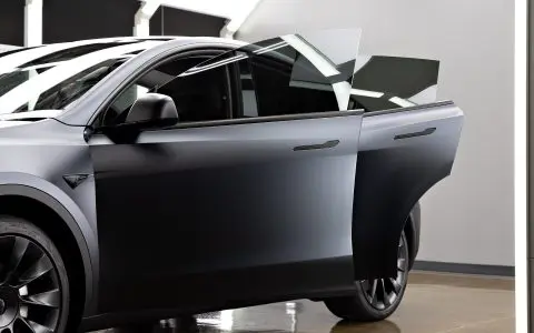 Magnetic Black Model Y - Color-change wrap, Window tint and Emblem blackout