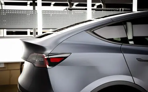 Magnetic Black Model Y - Color-change wrap, Window tint and Emblem blackout