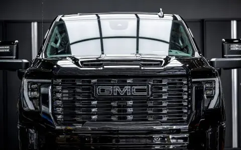 GMC Sierra HD 2500 Denali Ultimate - PPF, ceramic coating, window trim dechrome