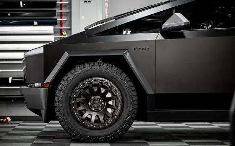 BPAS Vinny la Barbera Cybertruck 1920px 22
