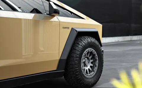 Dune Tesla Cybertruck - Full vehicle FlexiShield Dune Colored PPF