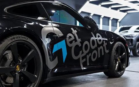 Porsche 911 - Custom brand graphics and Nano-ceramic window tint