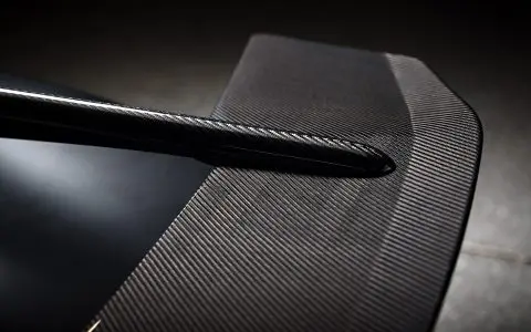 McLaren Artura - Novitec Carbon Fiber Rear Wing install
