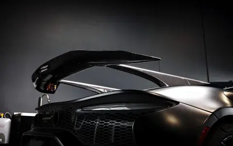 McLaren Artura - Novitec Carbon Fiber Rear Wing install