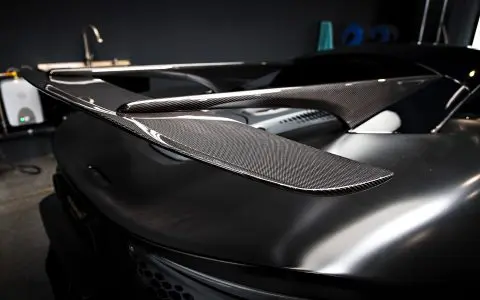 McLaren Artura - Novitec Carbon Fiber Rear Wing install