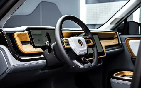Rivian R1S Quad Motor - XPEL Ultimate Plus PPF, nano-ceramic window tint and ceramic coating