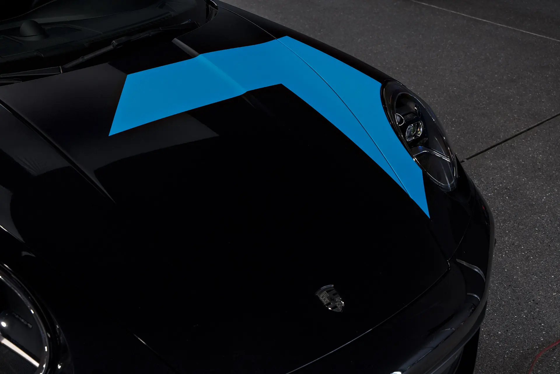 Custom Graphics For Your Porsche at Bulletproof Autospa