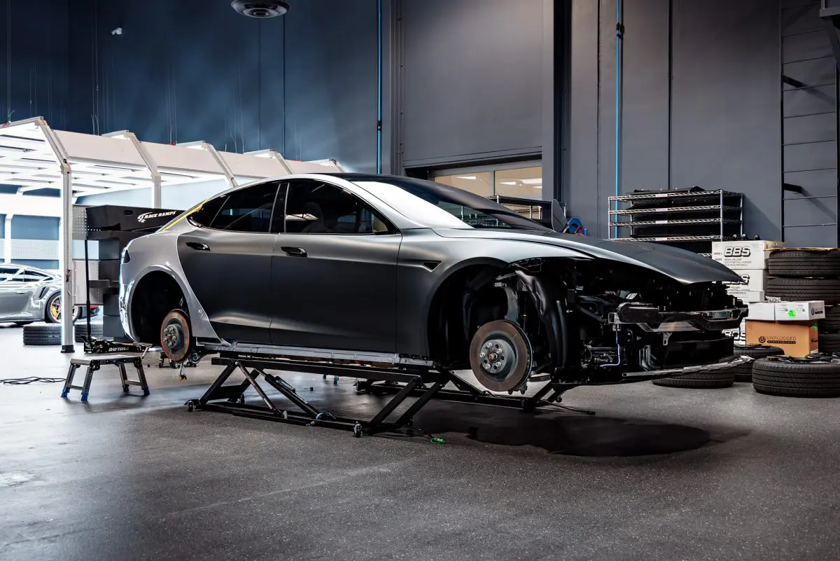 BPAS 2026 Tesla Model S R. Hamilton 1920px 6