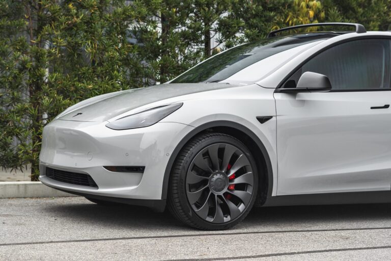 Tesla Model Y Gloss Chalk White Wrap Project