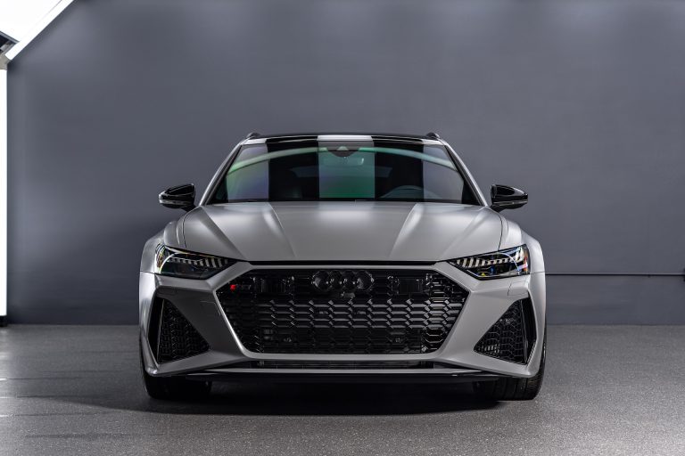 Protecting This Audi RS6 Avant With A Stealth XPEL PPF and nano-ceramic window tint