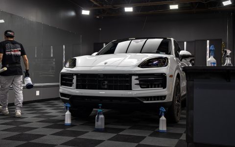 White Porsche Cayenne - Full front-end XPEL Ultimate Plus PPF