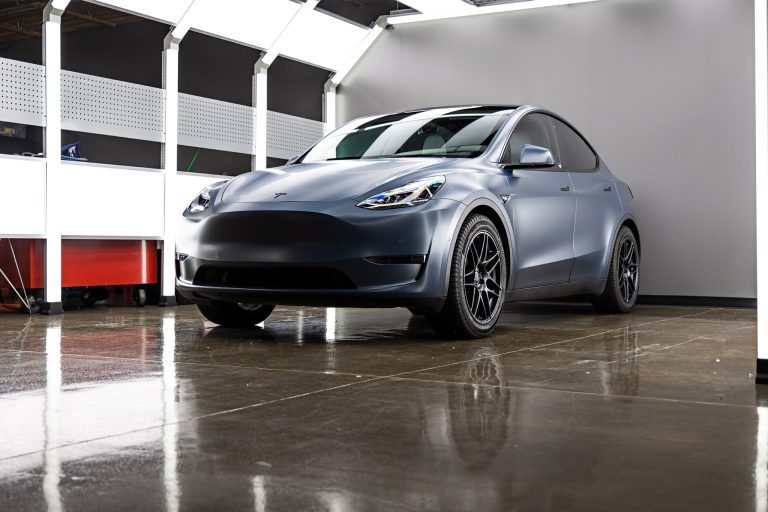 Thundercloud Model Y – Color-change vinyl wrap, Ceramic coating, and window tinting