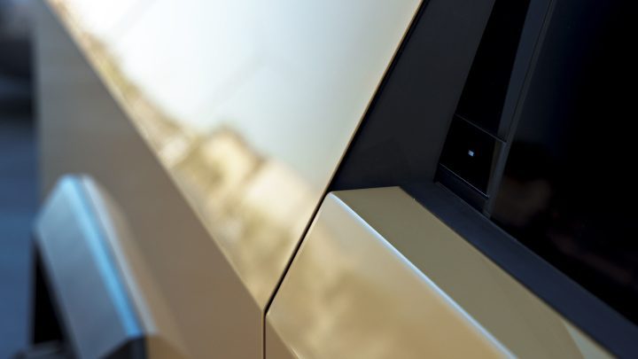 Dune Tesla Cybertruck - Full vehicle FlexiShield Dune Colored PPF