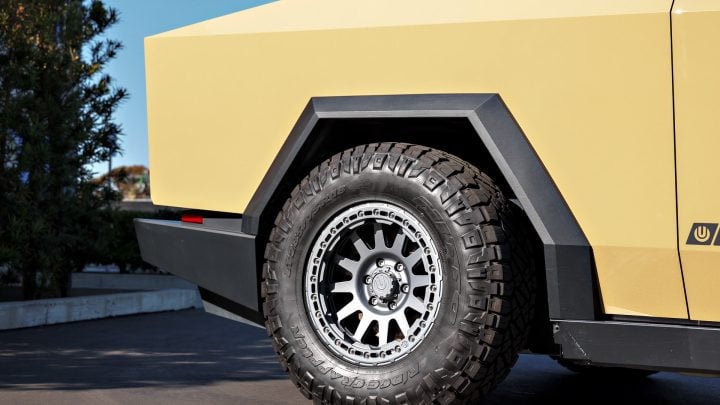 Dune Tesla Cybertruck - Full vehicle FlexiShield Dune Colored PPF
