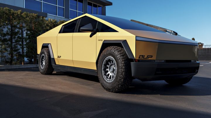 Dune Tesla Cybertruck - Full vehicle FlexiShield Dune Colored PPF