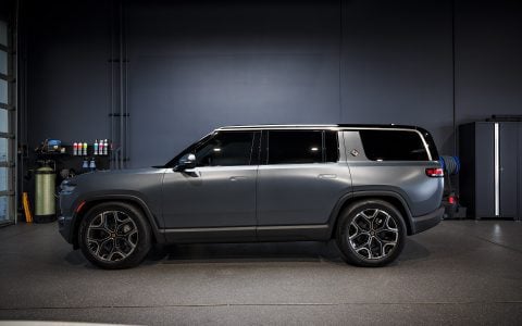 Stealth Rivian Gen2 R1S - XPEL Stealth PPF and Emblem blackout replacement