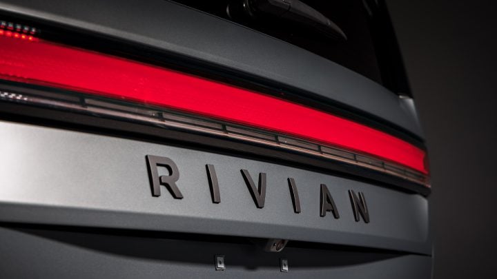Stealth Rivian Gen2 R1S - XPEL Stealth PPF and Emblem blackout replacement