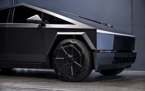 Smoked PPF Cybertruck - Nano-ceramic window tint and XPEL Stealth PPF