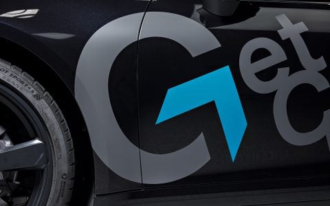 Porsche 911 - Custom brand graphics and Nano-ceramic window tint 7 Porsche 911 - Custom brand graphics and Nano-ceramic window tint