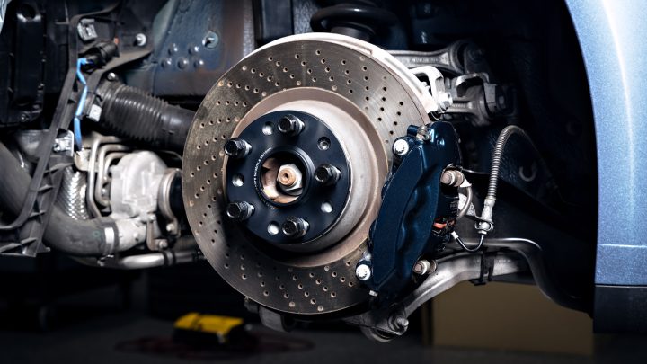 Porsche 911 Carrera 4S - Full vehicle color-change vinyl wrap, ceramic coating, paint machine polishing and more