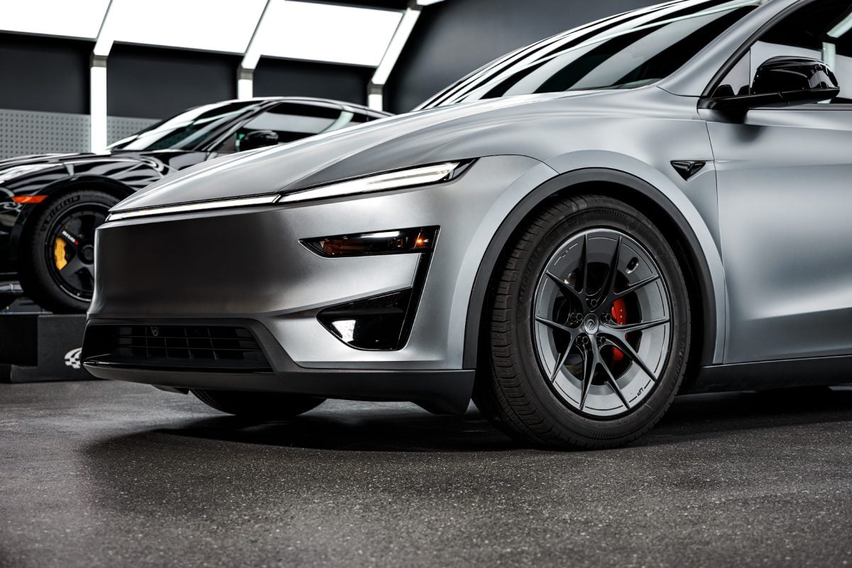 Stealth Quicksilver Tesla Model Y Performance - Full Vehicle XPEL Stealth PPF, Window Tint and Unplugged Performance Wheels