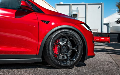 Tesla Model X Plaid - XPEL Windshield Protection Film (WPF), Unplugged Performance BBK and UP-05 wheels 14 BPAS Mike McDonald Tesla Model X PPF Windshield PF UP BBK UP05 1920px (14)