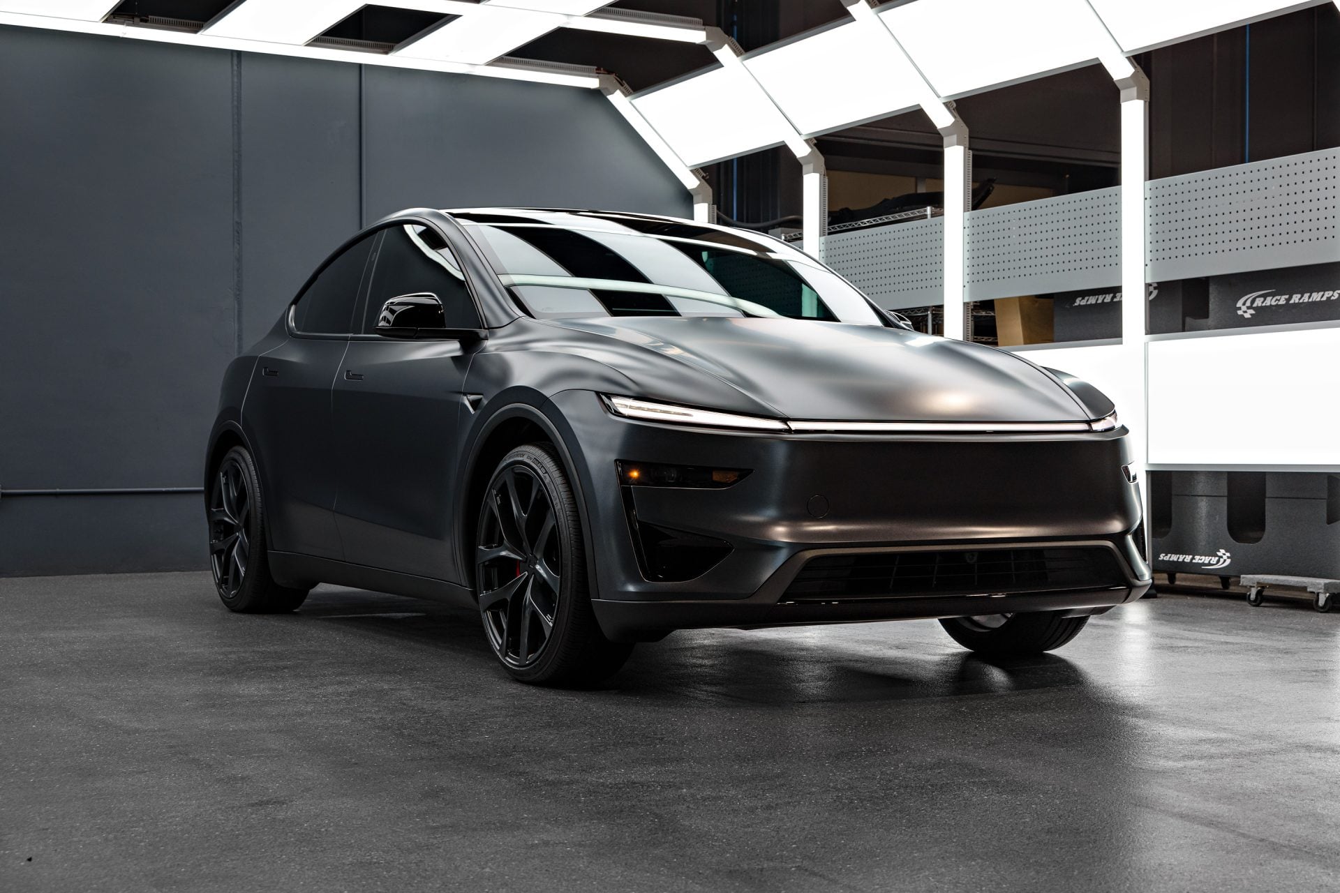 Stealth Gray Tesla Juniper Model Y Performance – XPEL Stealth PPF, nano-ceramic window tint, ceramic coating